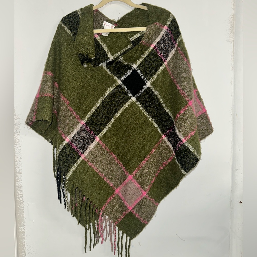 Top it Off Cece Poncho
